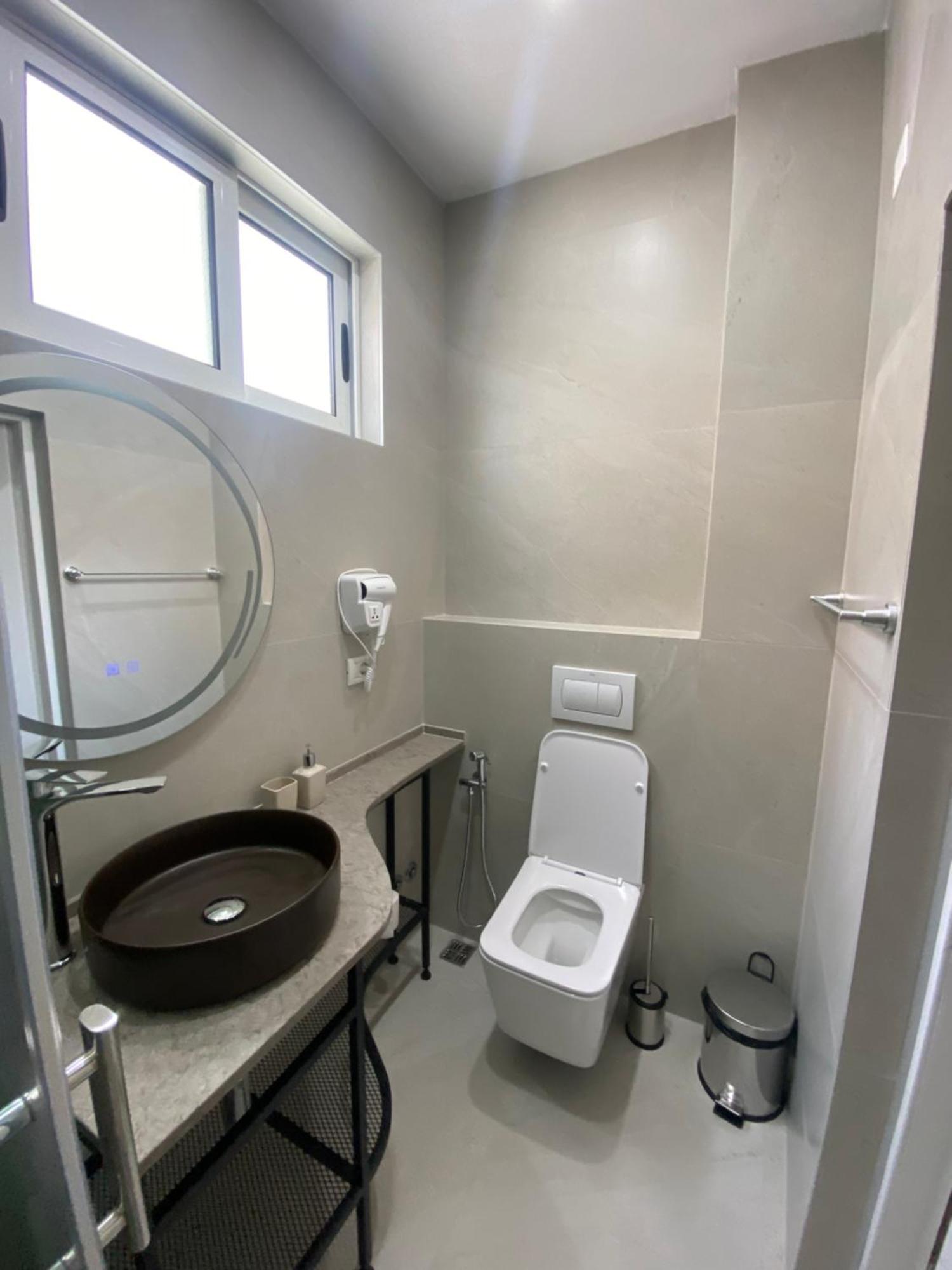 Bliss Boutique Hotel Дуррес Экстерьер фото